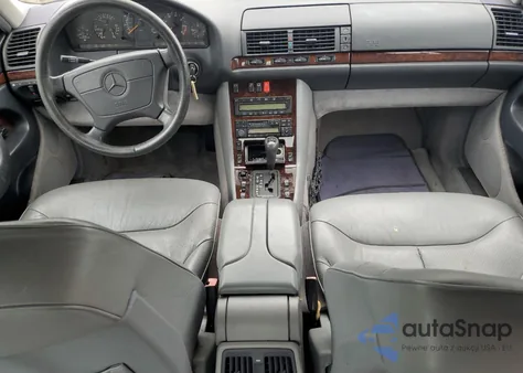 1999 Mercedes-Benz S 500 z USA, uszkodzony, nr VIN WDBGA51G9XA424896